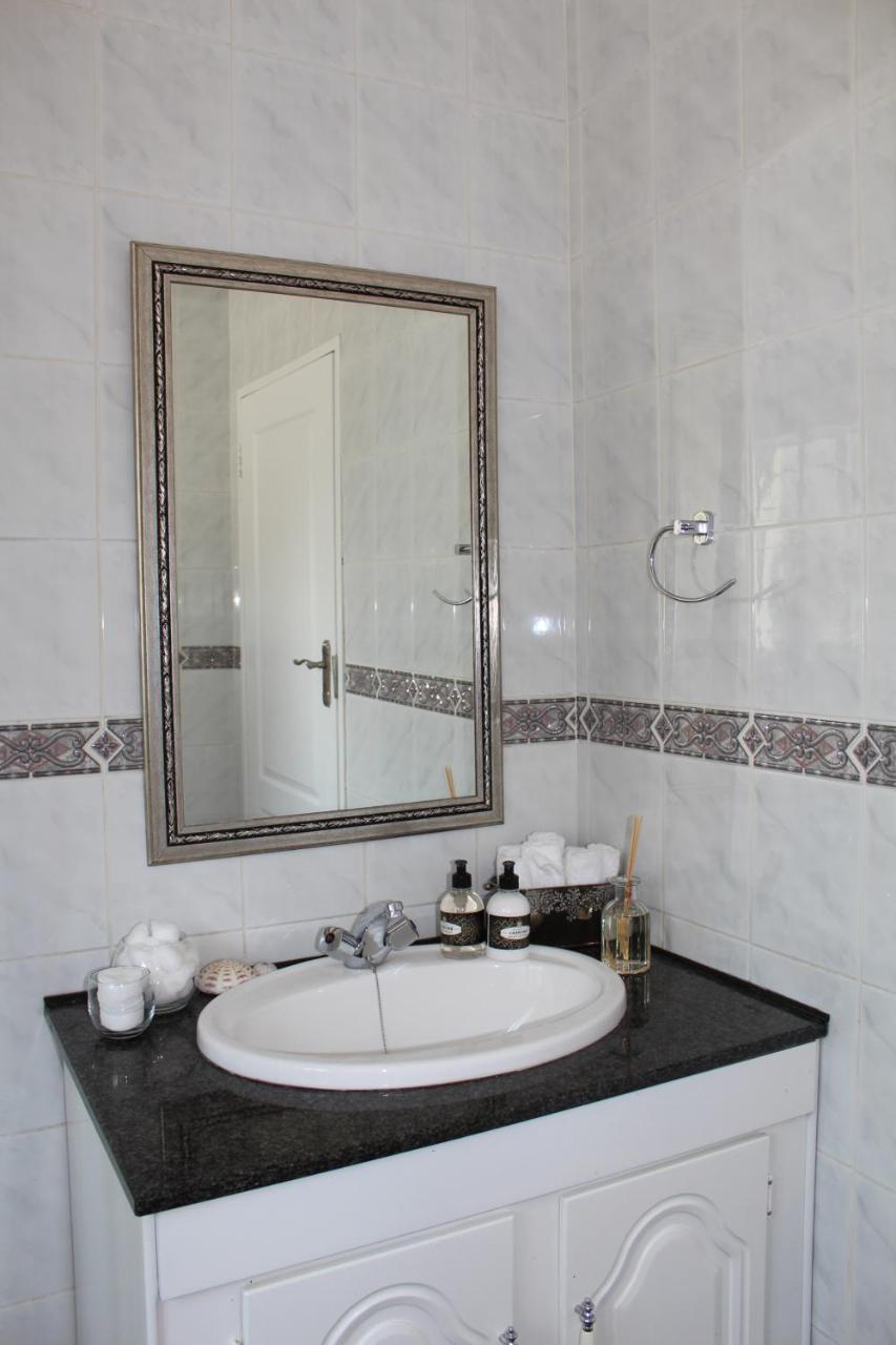 Vair'S Place Guest House In Sandton Paulshof - Apartment, Lux Suites & Spa Johannesburg Bagian luar foto